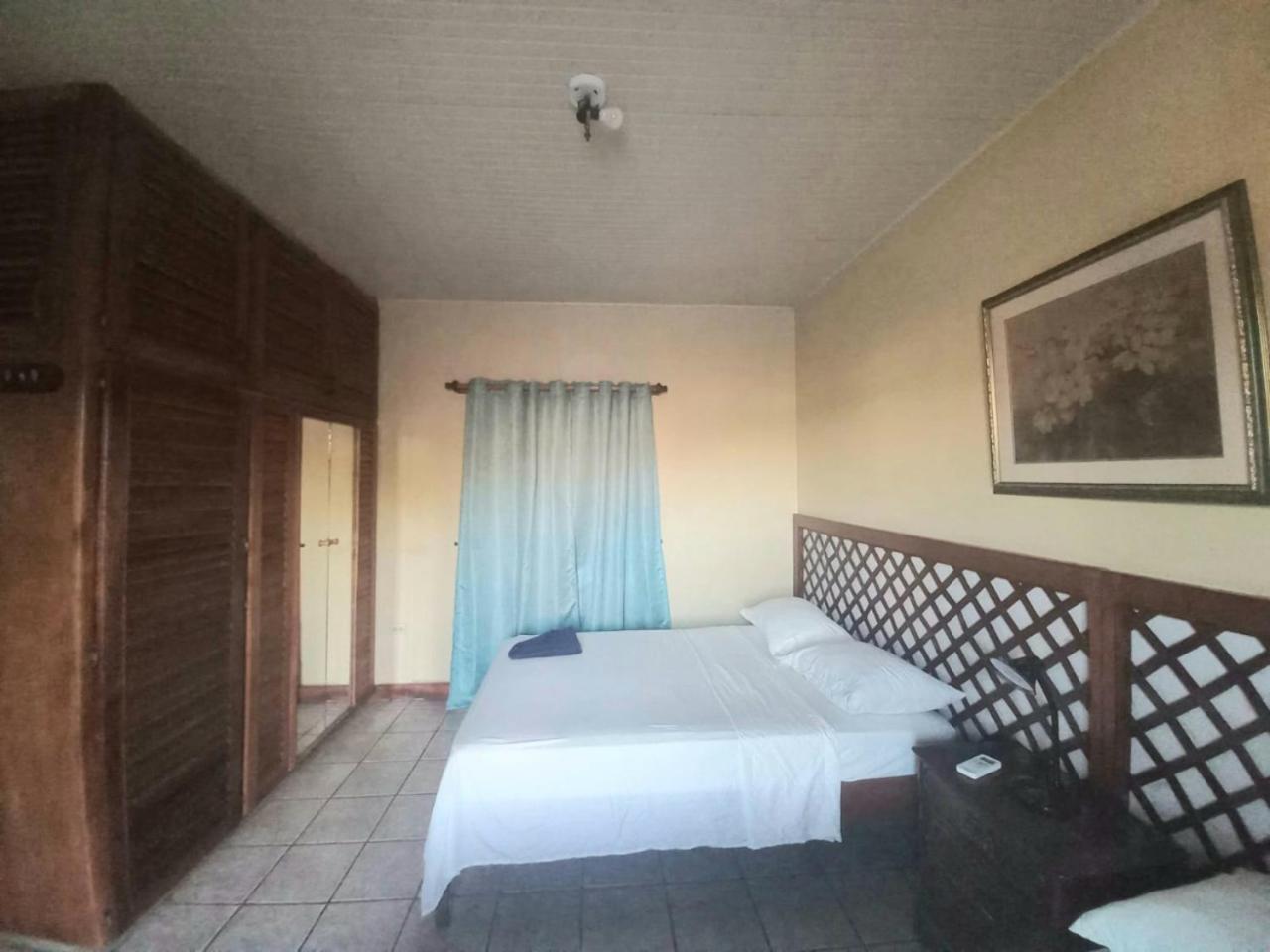 Buccoo The Seaside Garden Guesthouse מראה חיצוני תמונה