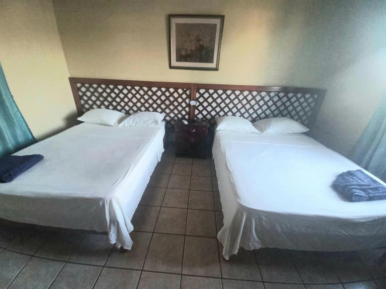 Buccoo The Seaside Garden Guesthouse מראה חיצוני תמונה